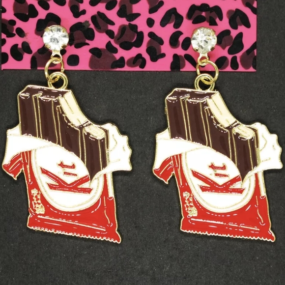 🍫 Kit Kat Earrings - Picture 1 of 4